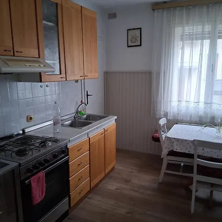 Apartma